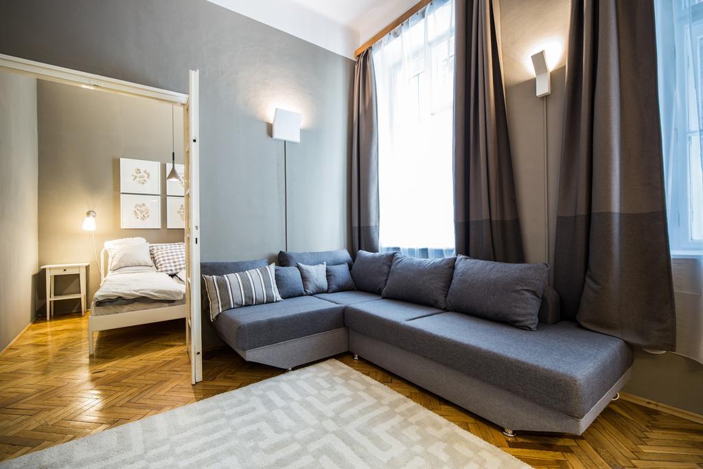 Logement Sous Le Chateau Budapest Bagian luar foto