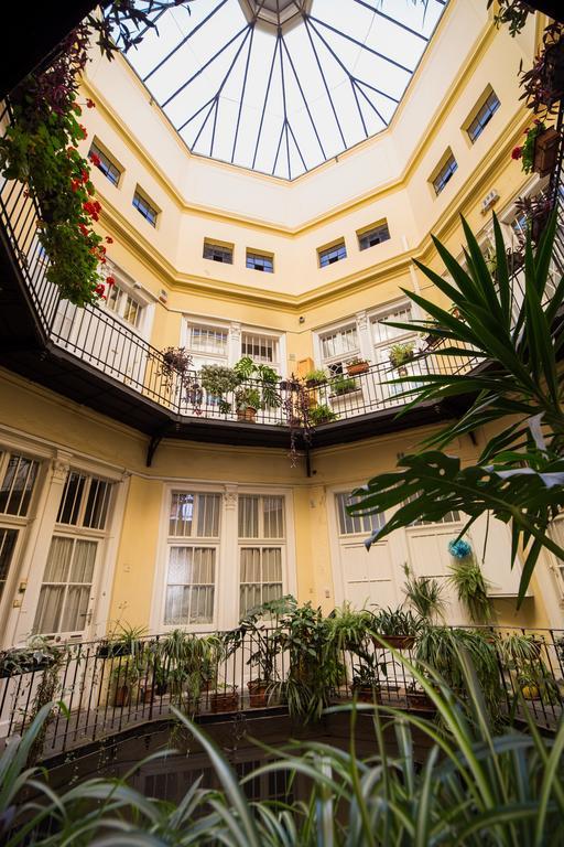 Logement Sous Le Chateau Budapest Bagian luar foto