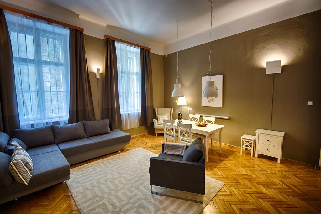 Logement Sous Le Chateau Budapest Bagian luar foto