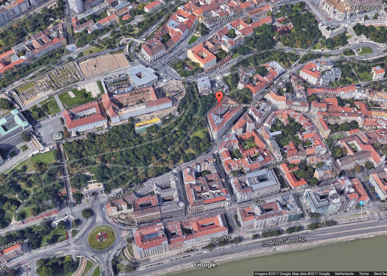 Logement Sous Le Chateau Budapest Bagian luar foto